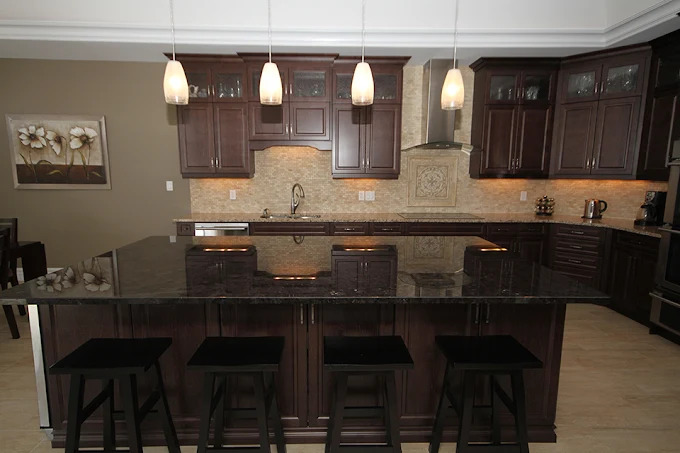 Classic Dark Kitchen